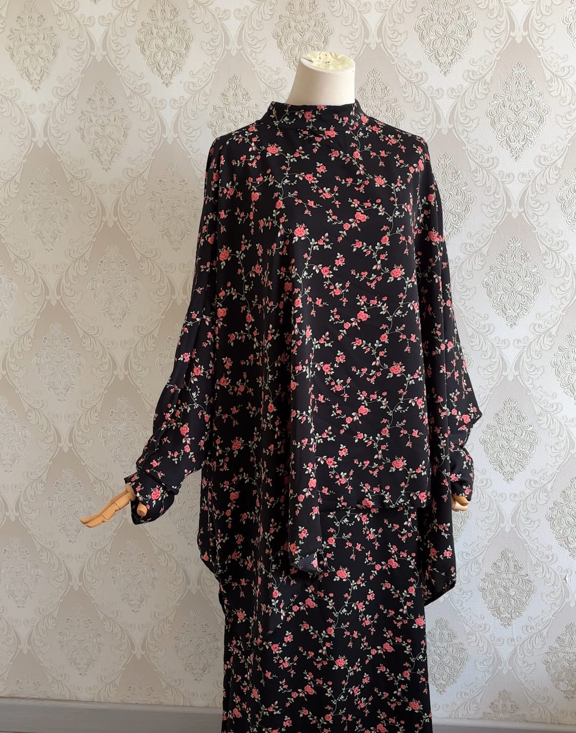 𝒩𝑜𝓊𝓇-𝒽𝑒𝓃