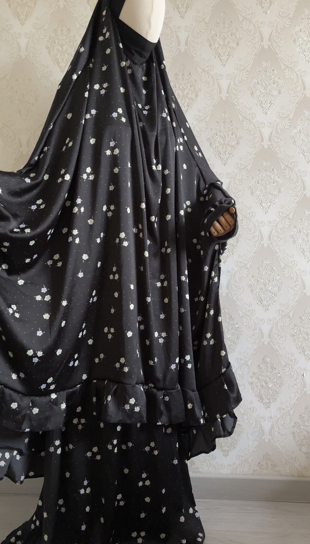 𝐸𝓁𝒾𝓏𝒶 – Image 2